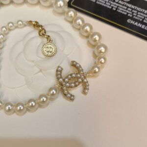 Alternative view of Chanel Glass Pearls CC Necklace Gold Pearly