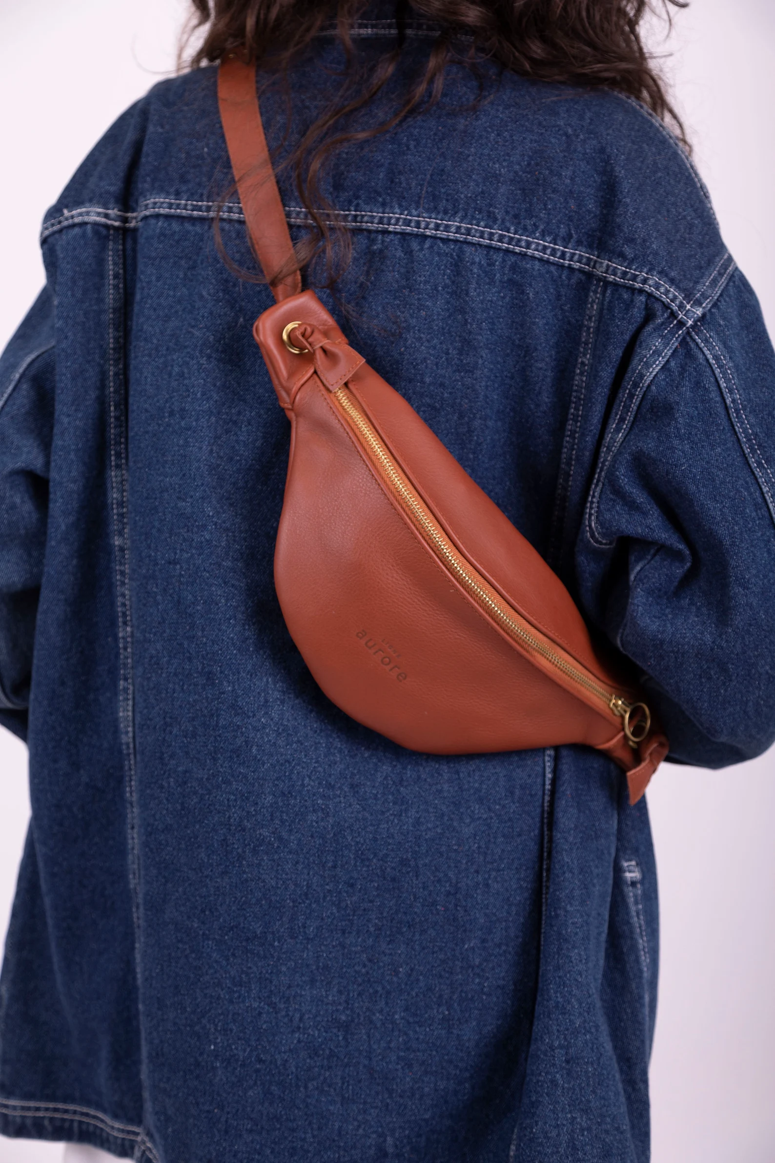 Leather belt bag for women - Image 4